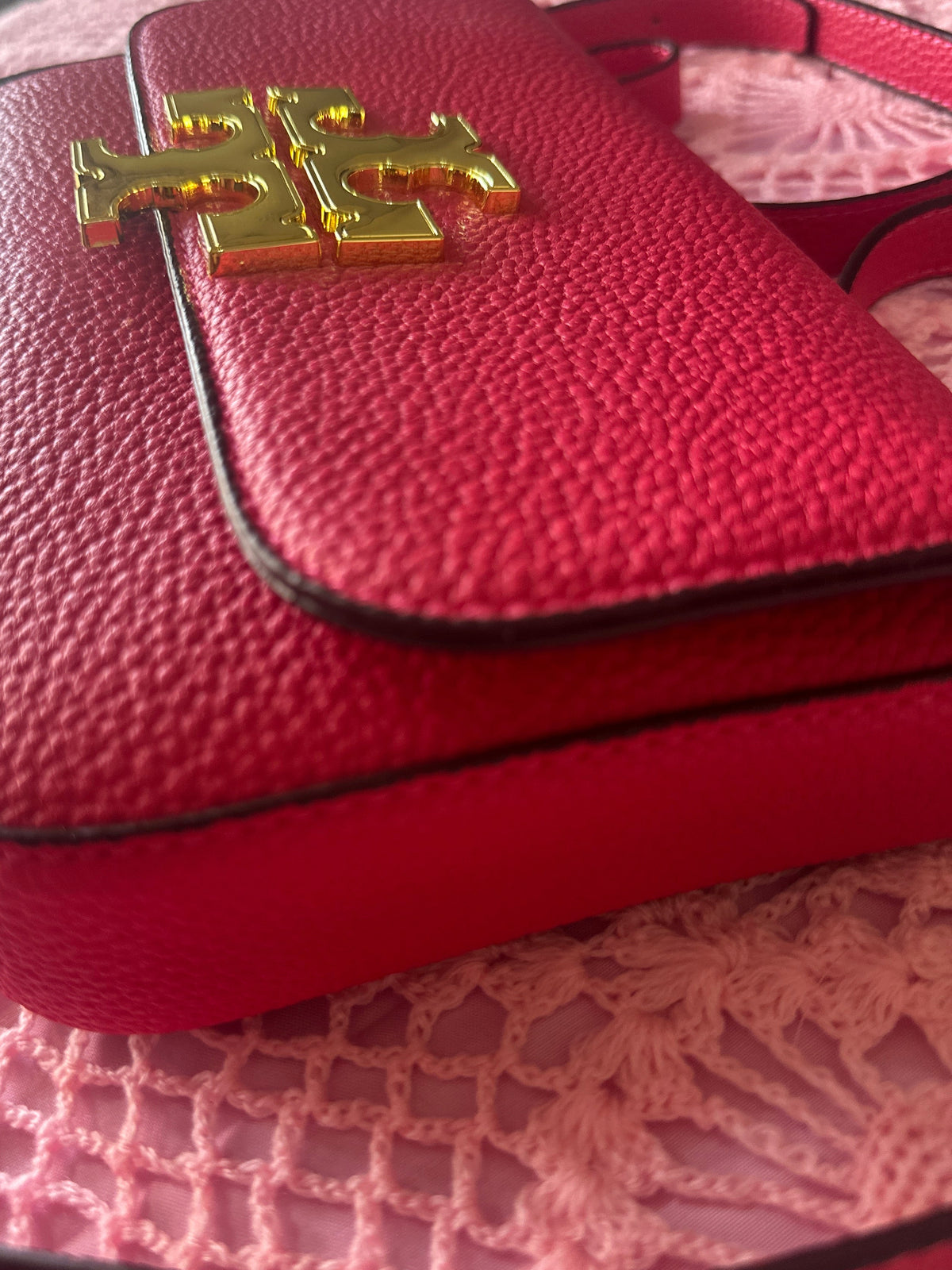 T0ry Burch Clutch - Red
