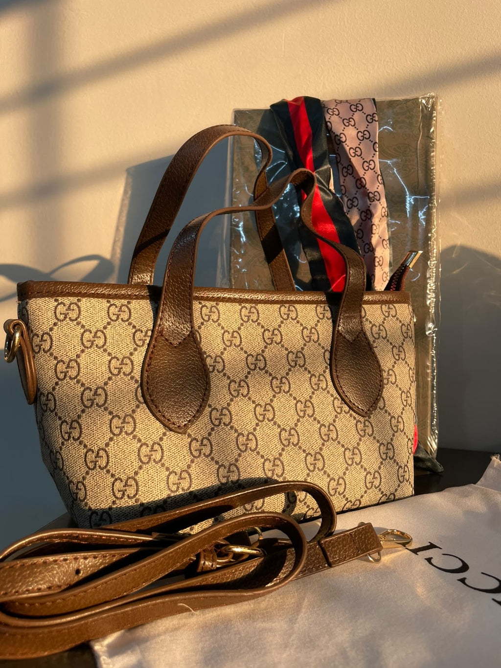 Gu€ci Mini Tote Bag - Brown Beige BOX PACKING
