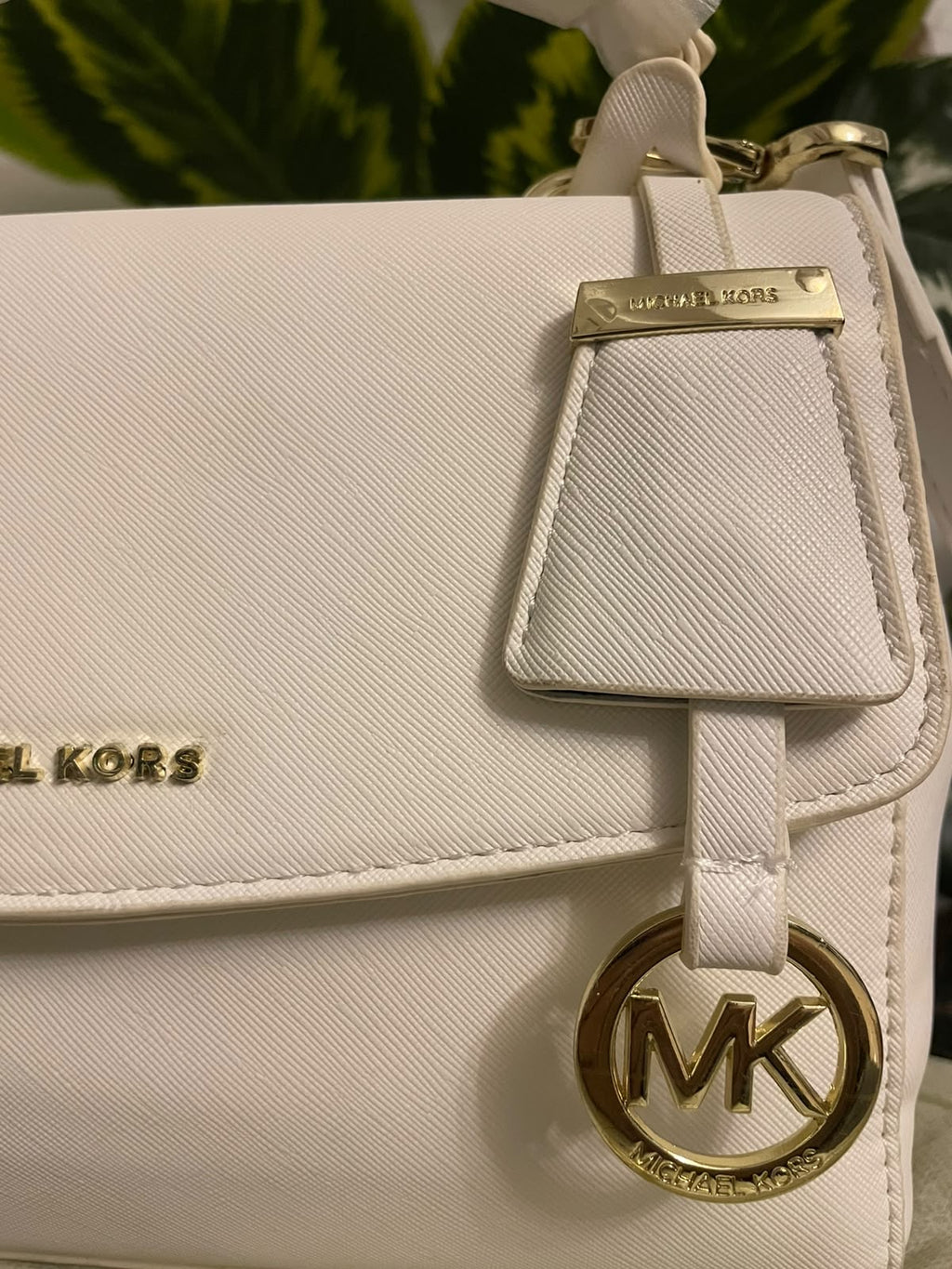 Mich@el kors Crossbody Leather Bag - White